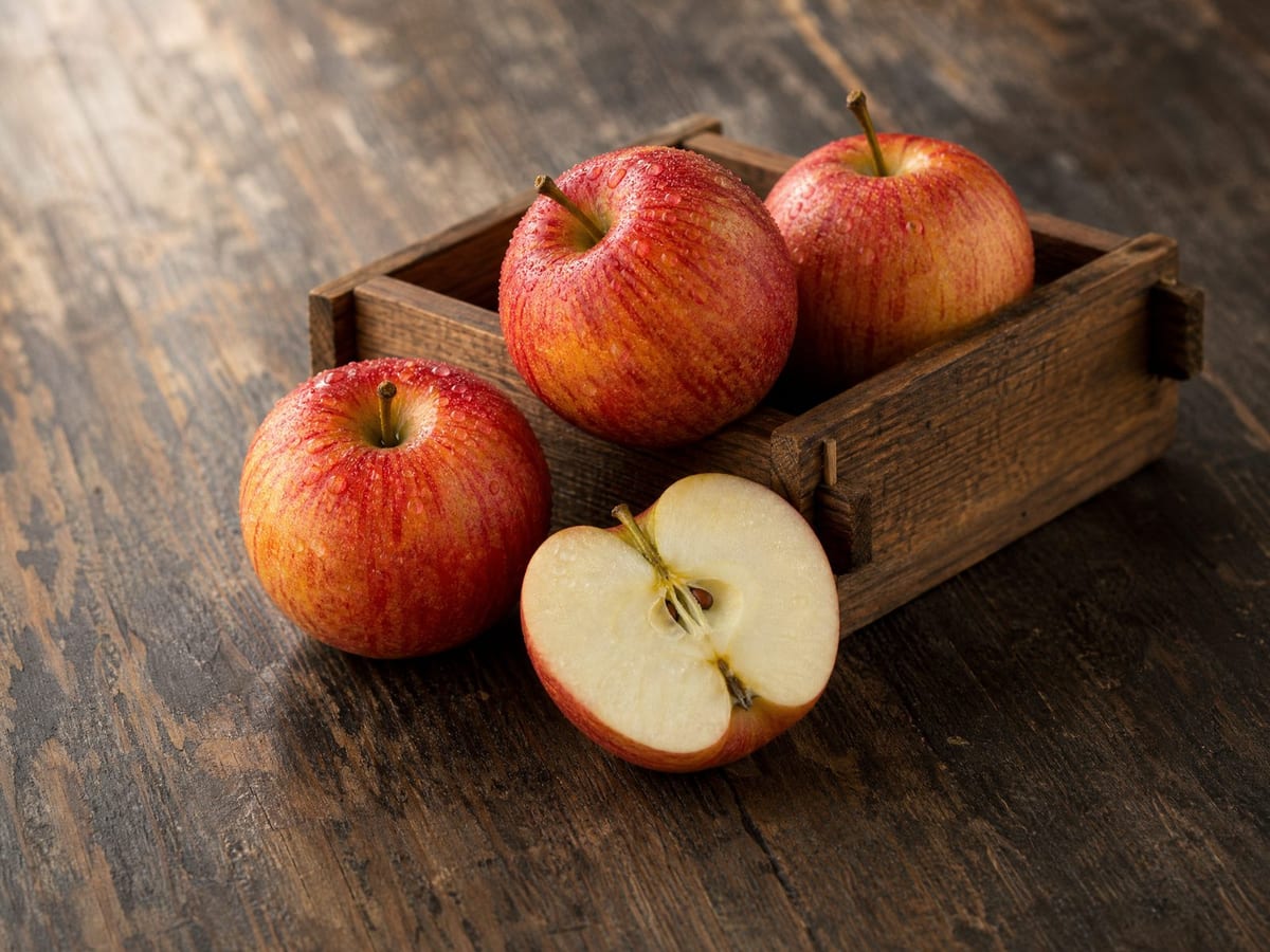 Apples, fruits