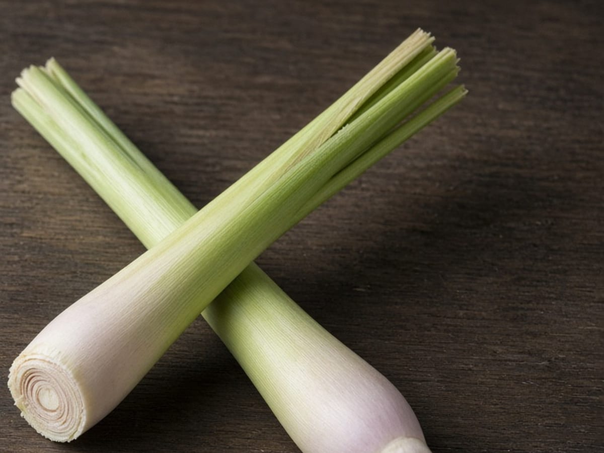 Lemongrass, fresh aromatics